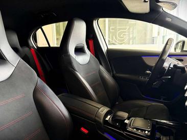 Mercedes Classe A45 AMG 45 — photo 12