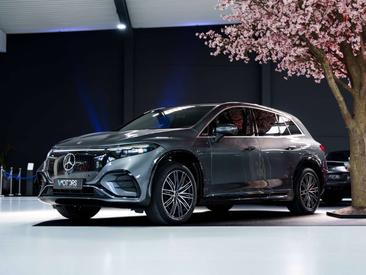 Mercedes EQS 450+ AMG Line — photo 2