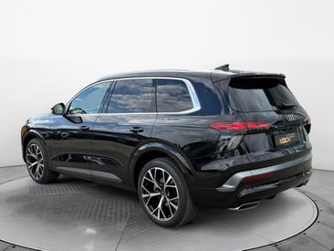 Audi Q7 SUV TDI Quattro Tiptronic — photo 6