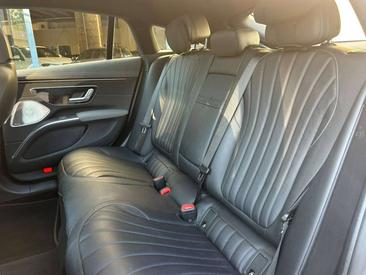 Mercedes EQS 580 — photo 15