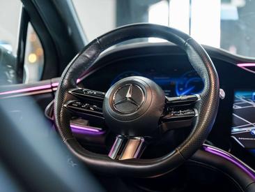 Mercedes EQS 450+ AMG Line — photo 9