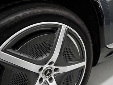 Mercedes EQS 450+ AMG Line — photo 6
