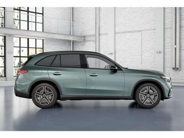 Mercedes GLC 400 E — photo 4