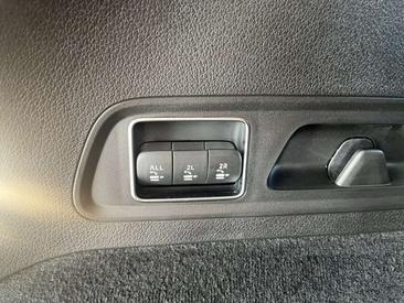 Mercedes GLS 450 AMG Line — photo 21