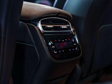 Mercedes EQS 450+ AMG Line — photo 17