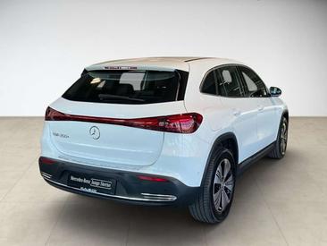 Mercedes EQA 250 — photo 4