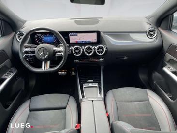 Mercedes GLA 200 — photo 12
