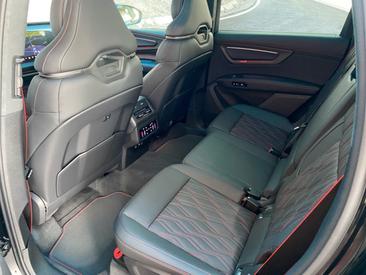 Audi Q7 SUV TDI Quattro Tiptronic — photo 24