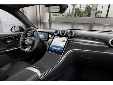 Mercedes GLC 400 E — photo 10