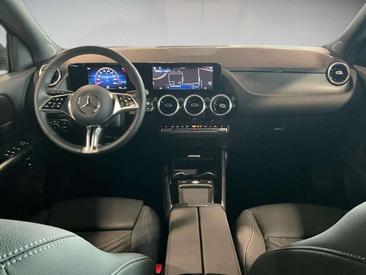 Mercedes GLA 200 — photo 10