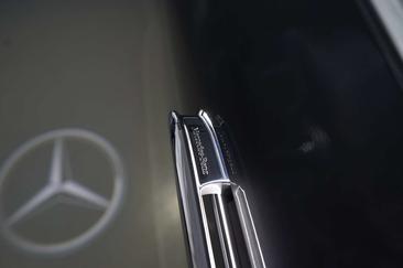 Mercedes EQS 450+ AMG Line — photo 15