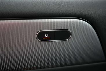 Mercedes GLA 200 Business — photo 23