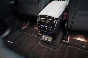 Mercedes EQS 450+ AMG Line — photo 36