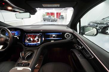 Mercedes EQS 450+ AMG Line — photo 46