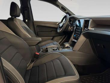 Volkswagen Amarok Van 2.0 BiTDI 4MOTION — photo 10