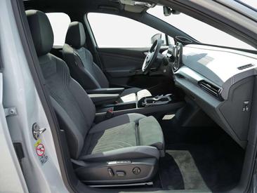Volkswagen ID.5 Coupé SUV Pro — photo 2