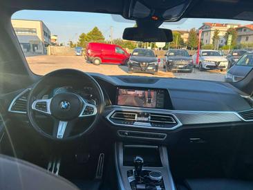 BMW X5 XDrive25d — photo 18