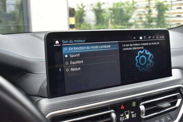 BMW X3 XDrive30e — photo 13