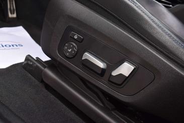 BMW X3 XDrive30e — photo 16