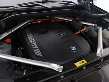 BMW X5 XDrive50e PHEV — photo 24