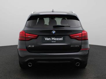 BMW X3 XDrive30e — photo 4