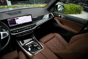 BMW X5 XDrive50e PHEV — photo 21