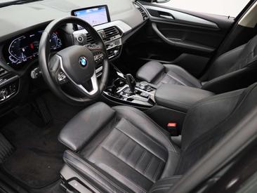 BMW X3 XDrive30e — photo 16