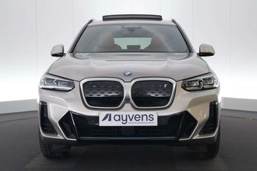 BMW iX3 — photo 2