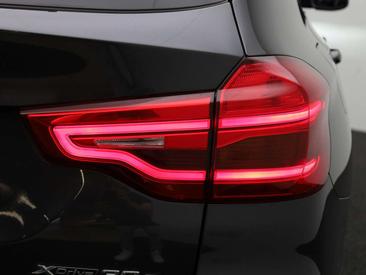 BMW X3 XDrive30e — photo 36