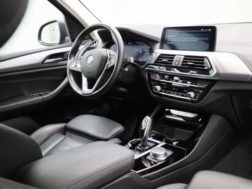 BMW X3 XDrive30e — photo 39