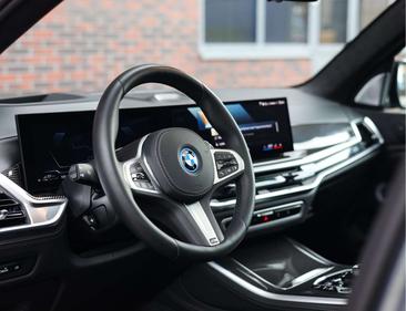 BMW X5 XDrive50e PHEV — photo 35