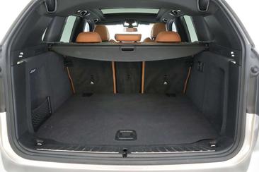 BMW iX3 — photo 21