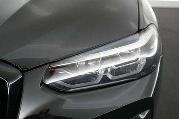 BMW X3 XDrive30e — photo 18