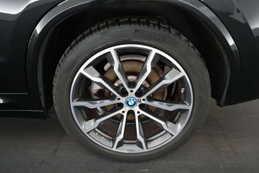 BMW X3 XDrive30e — photo 19