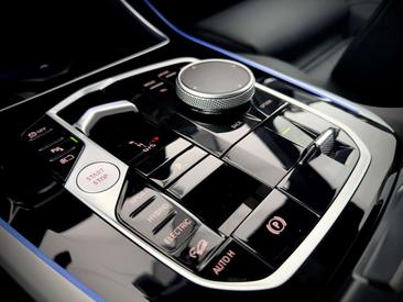 BMW X5 XDrive50e PHEV — photo 13