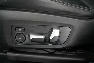 BMW X3 XDrive30e — photo 26