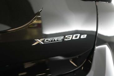 BMW X3 XDrive30e — photo 37
