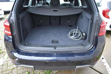 BMW iX3 — photo 8