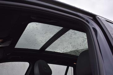 BMW iX3 — photo 10