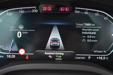 BMW iX3 — photo 13