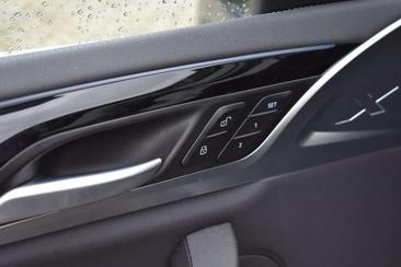 BMW iX3 — photo 21