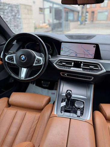 BMW X5 XDrive45e — photo 8