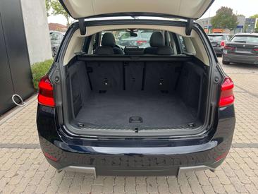 BMW iX3 — photo 14
