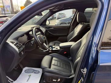 BMW iX3 — photo 5