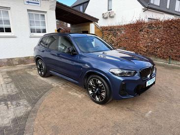 BMW iX3 — photo 12