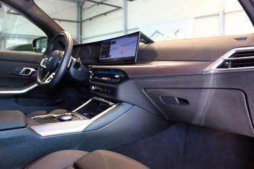 BMW Série 3 Berline 320d — photo 17