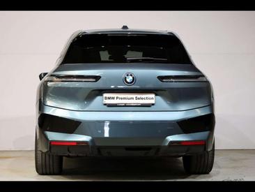 BMW IX XDrive40 — photo 3
