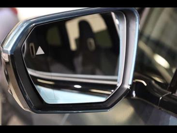 BMW IX XDrive40 — photo 18