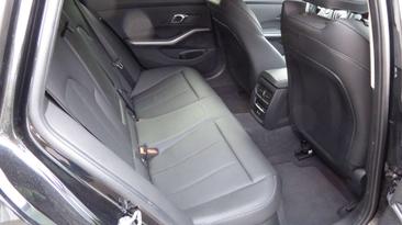 BMW Série 3 Berline 320d — photo 12