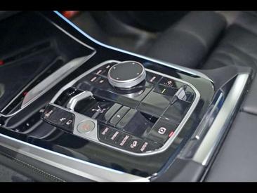 BMW X5 XDrive50e — photo 12